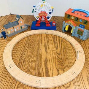 Thomas Lot-Sodor Carnival Ferris Wheel-Engine Wash Conductor-Track-Station